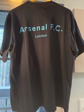 London Men's Blue Graphic Tee